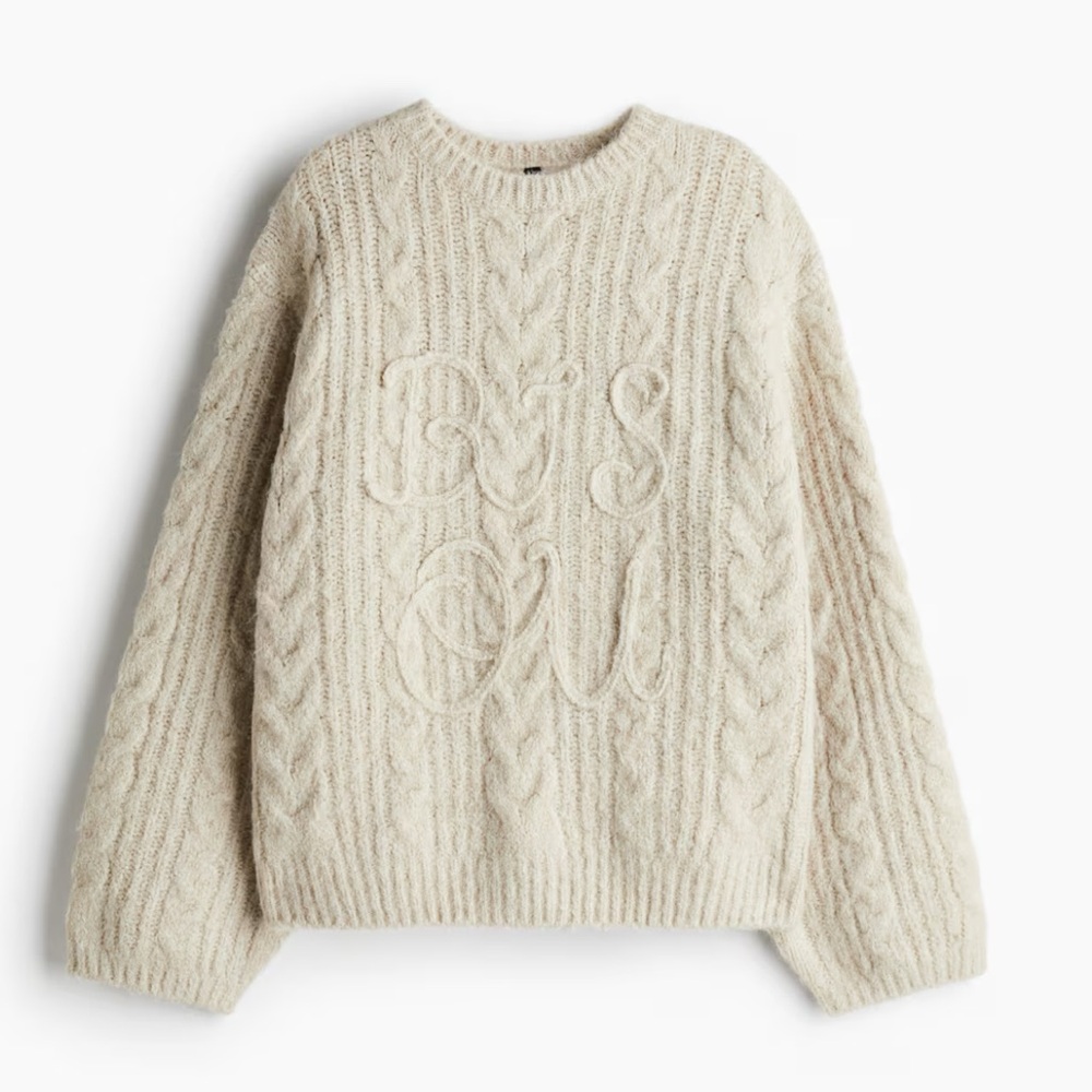 H&M embroidered Cable Knit Sweater. Sz M